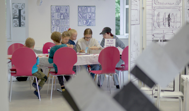 Výtvarničení v Malé galerii - Prázdniny v Třinci 2025