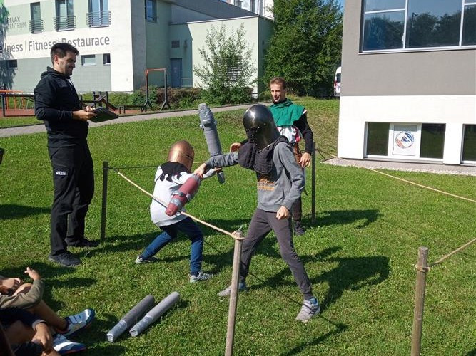 HRDINOVÉ V AKCI